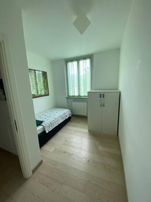 Appartement Maison Minu à Porto Ceresio Extérieur photo